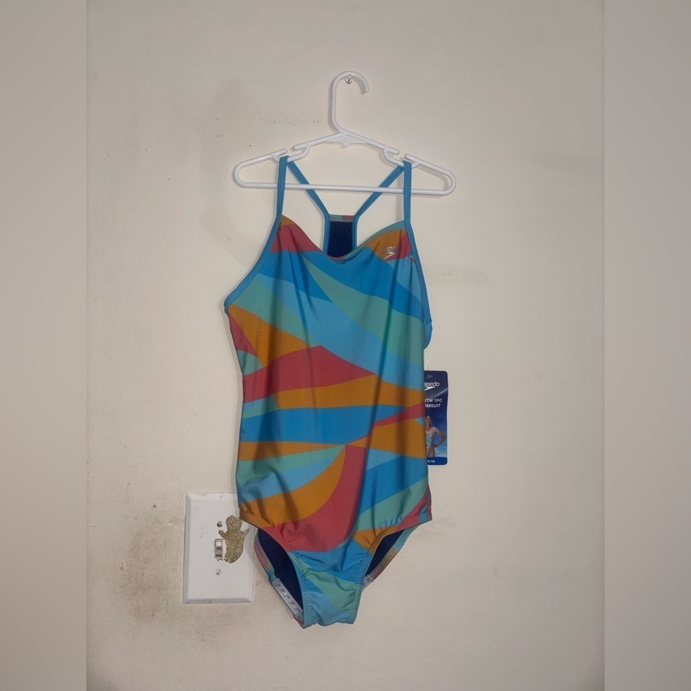 Speedo Girls Thin Strap One Piece
Swimsuit Youth L 14/16
Aqua/blue/mult UPF 50+